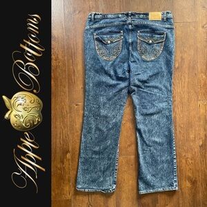 Vintage Y2K Apple Bottoms Jeans With Studded Back Pockets. Plus Size. 18-20.